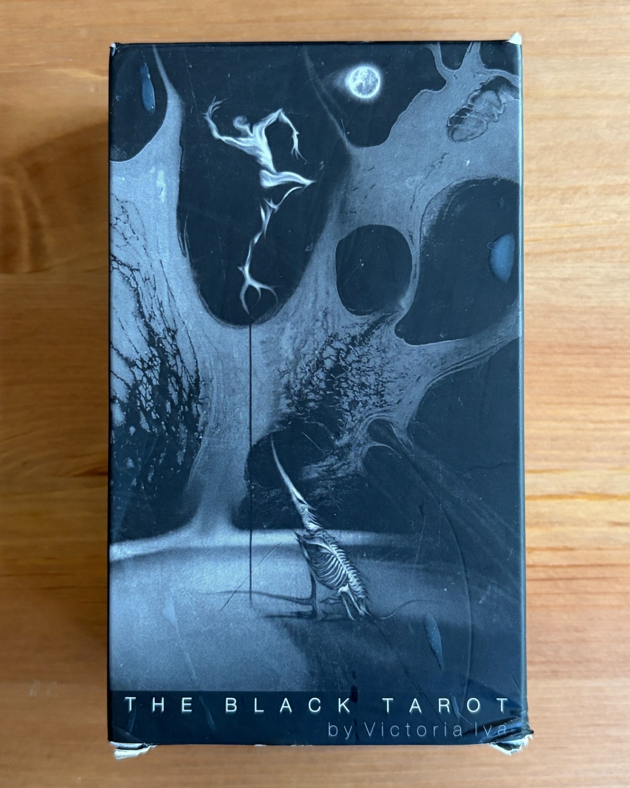 Black Tarot Victoria Iva 78 Card Tarot Deck Gothic Dark Fantasy Guidebook